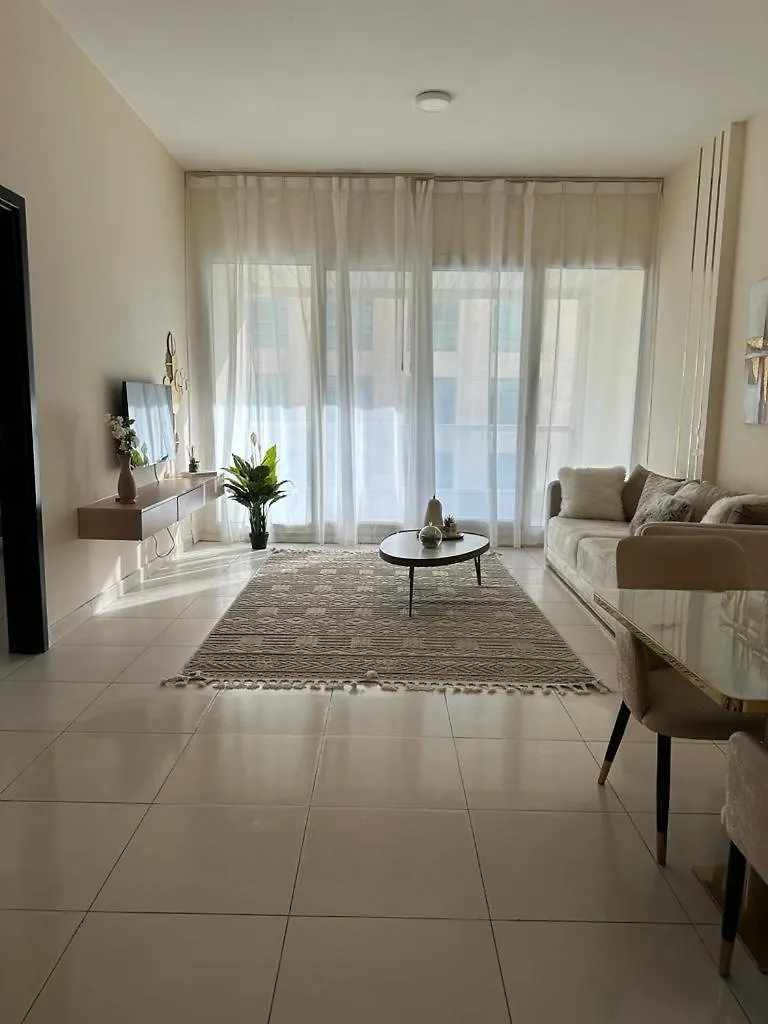 Lovely 1-Bedroom Apartment In The Heart Of Dubai Marina